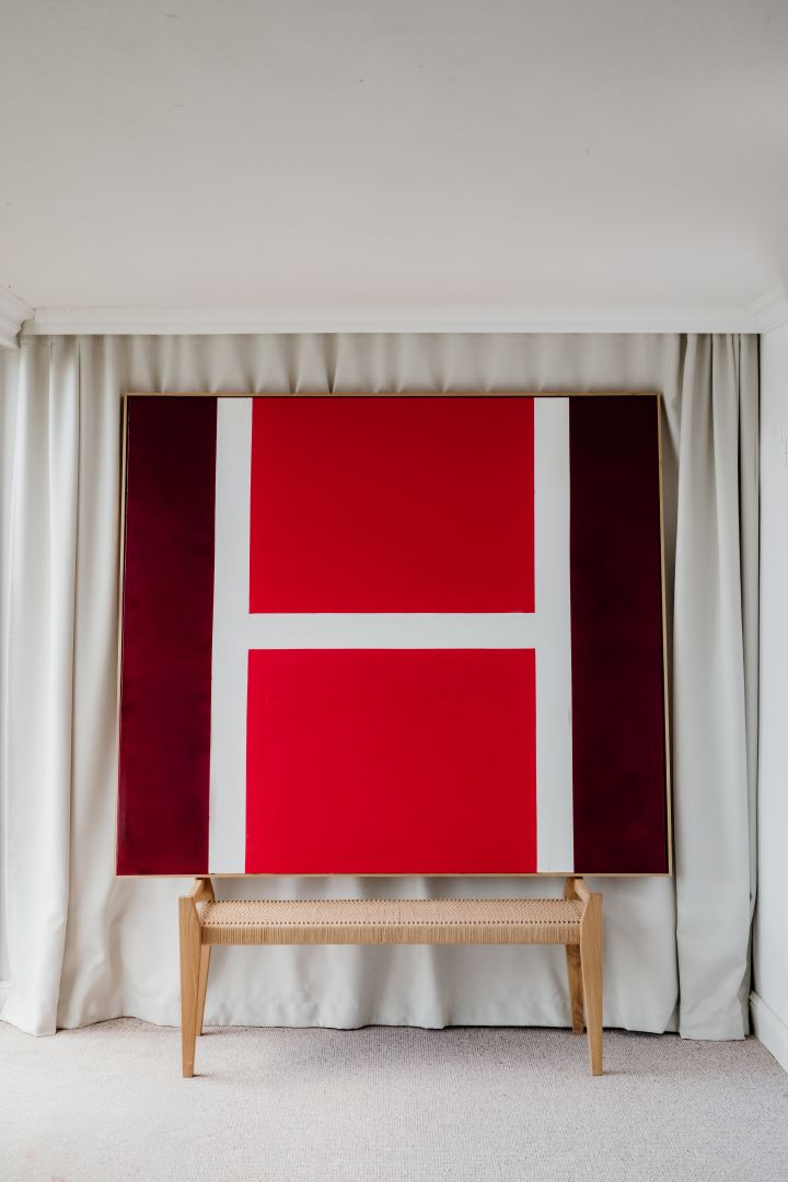 The H (Red) 3